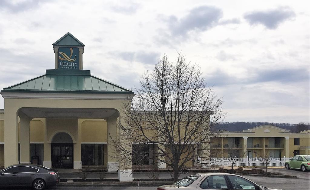 Quality Inn & Suites Danville Exterior foto